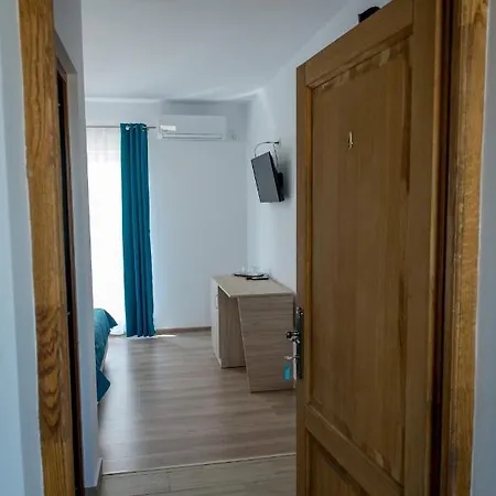 Casa Victor Πανσιόν Năvodari