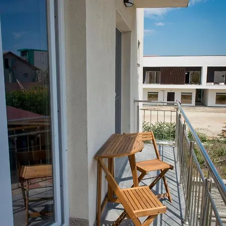 Casa Victor Πανσιόν Năvodari